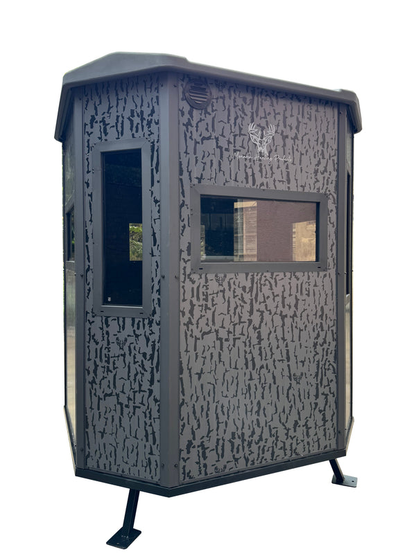 Monarch 6x6 hunting blind interior space with shooting windows